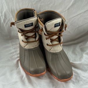 Sperry youth 3M- duck boots